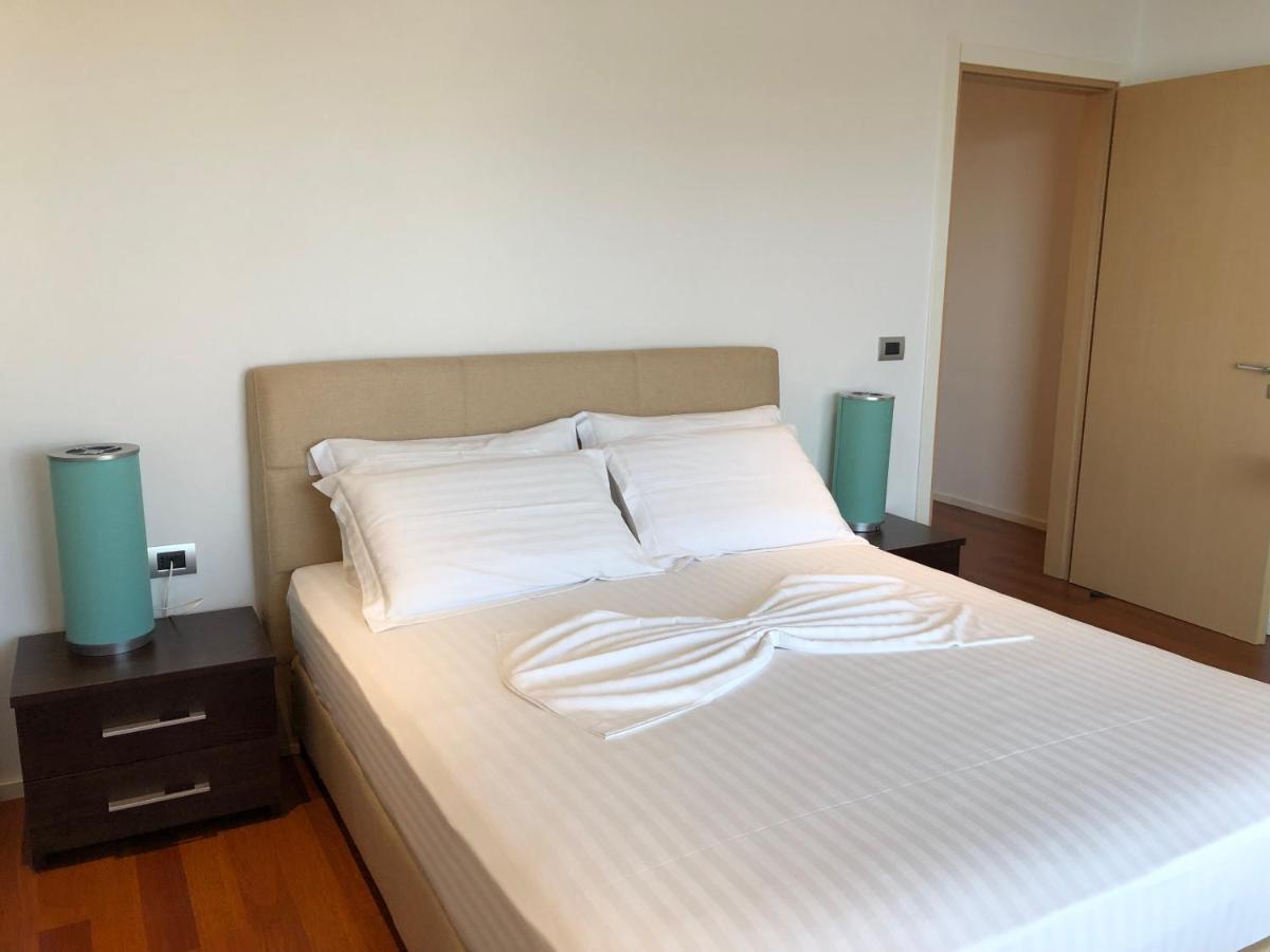 סרנדה Nemesis Hotel מראה חיצוני תמונה