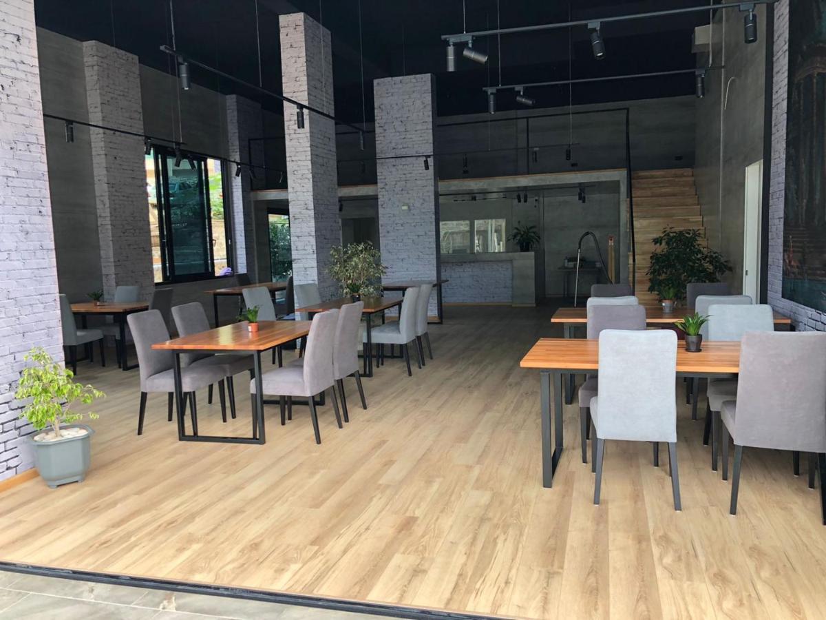 סרנדה Nemesis Hotel מראה חיצוני תמונה