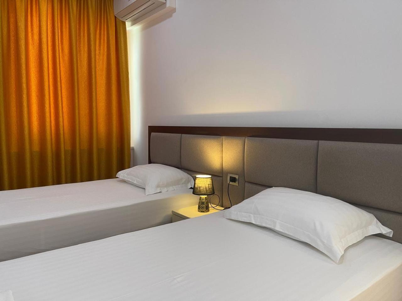 סרנדה Nemesis Hotel מראה חיצוני תמונה
